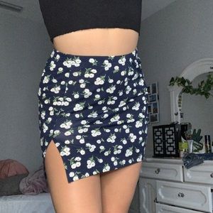Floral mini skirt